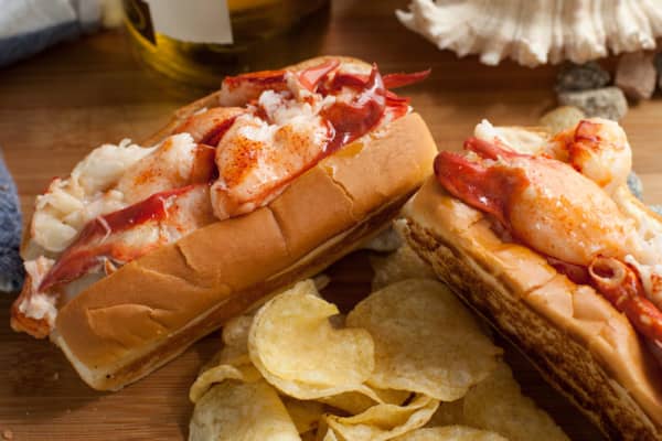 Cousins Maine Lobster, lobster roll