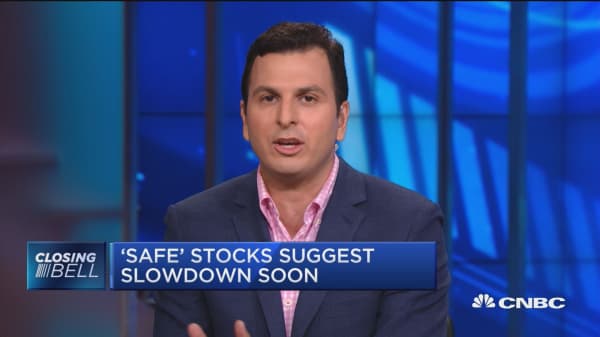 'Safe' stocks suggest slowdown soon