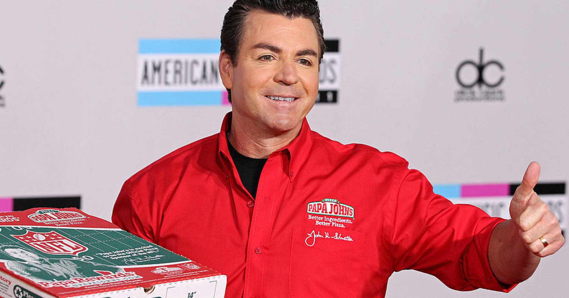 Papa John's founder John Schnatter to resign from board after independent director is named