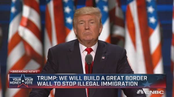 Trump: Illegal border crossings will go down