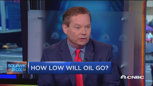 Oil could slip to $35: Pro