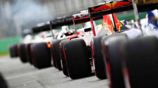 he cars wait to go out in the Pitlane during qualifying for the Australian Formula One Grand Prix.
