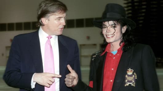 Michael Jackson tours the Trump Taj Mahal Hotel & Casino on April 1, 1990.
