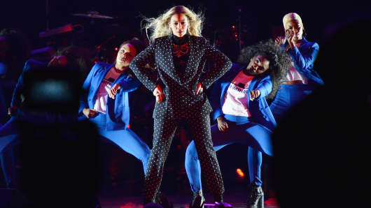 Beyonce performs on stage during a Get Out The Vote concert in support of Hillary Clinton at Wolstein Center in Cleveland, Ohio on November 4, 2016 in Cleveland, Ohio.