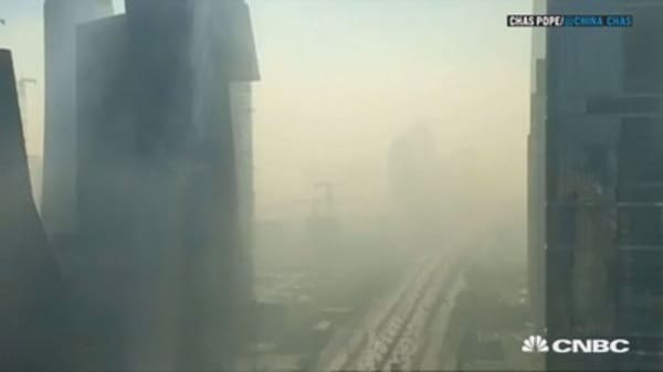 Watch Beijing get engulfed by smog in minutes