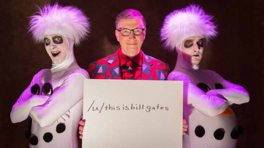 Bill Gates is on Reddit right now. Ask him anything!