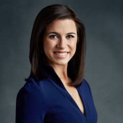 Leslie Picker Profile - CNBC