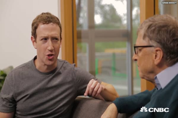 Here are the best lessons from Bill Gates’ Harvard address that Mark Zuckerberg should steal