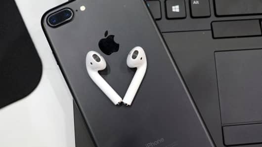 CNBC: AirPods