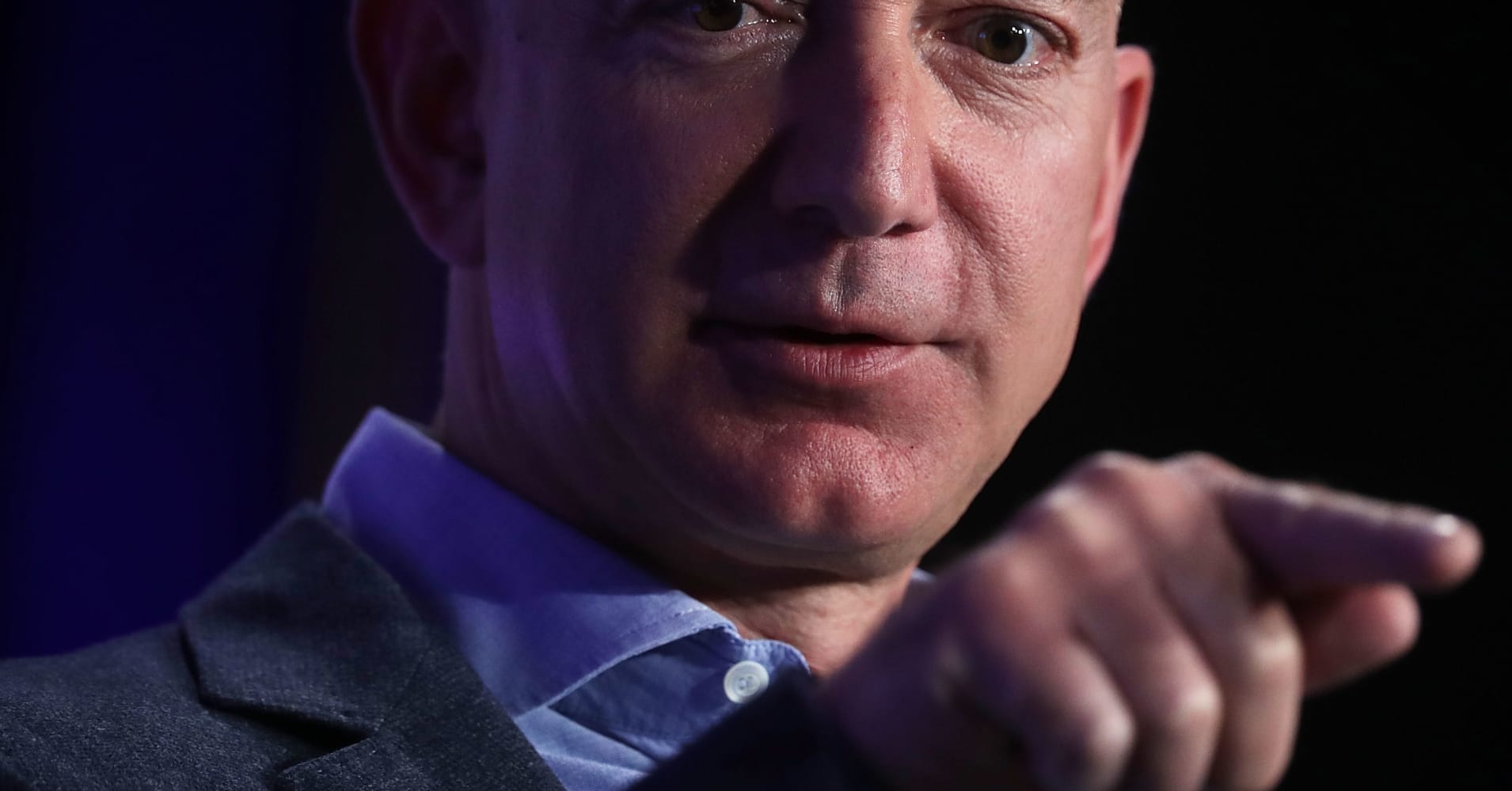 Amazon is planning a push into digital advertising in 2018, challenging Google and Facebook