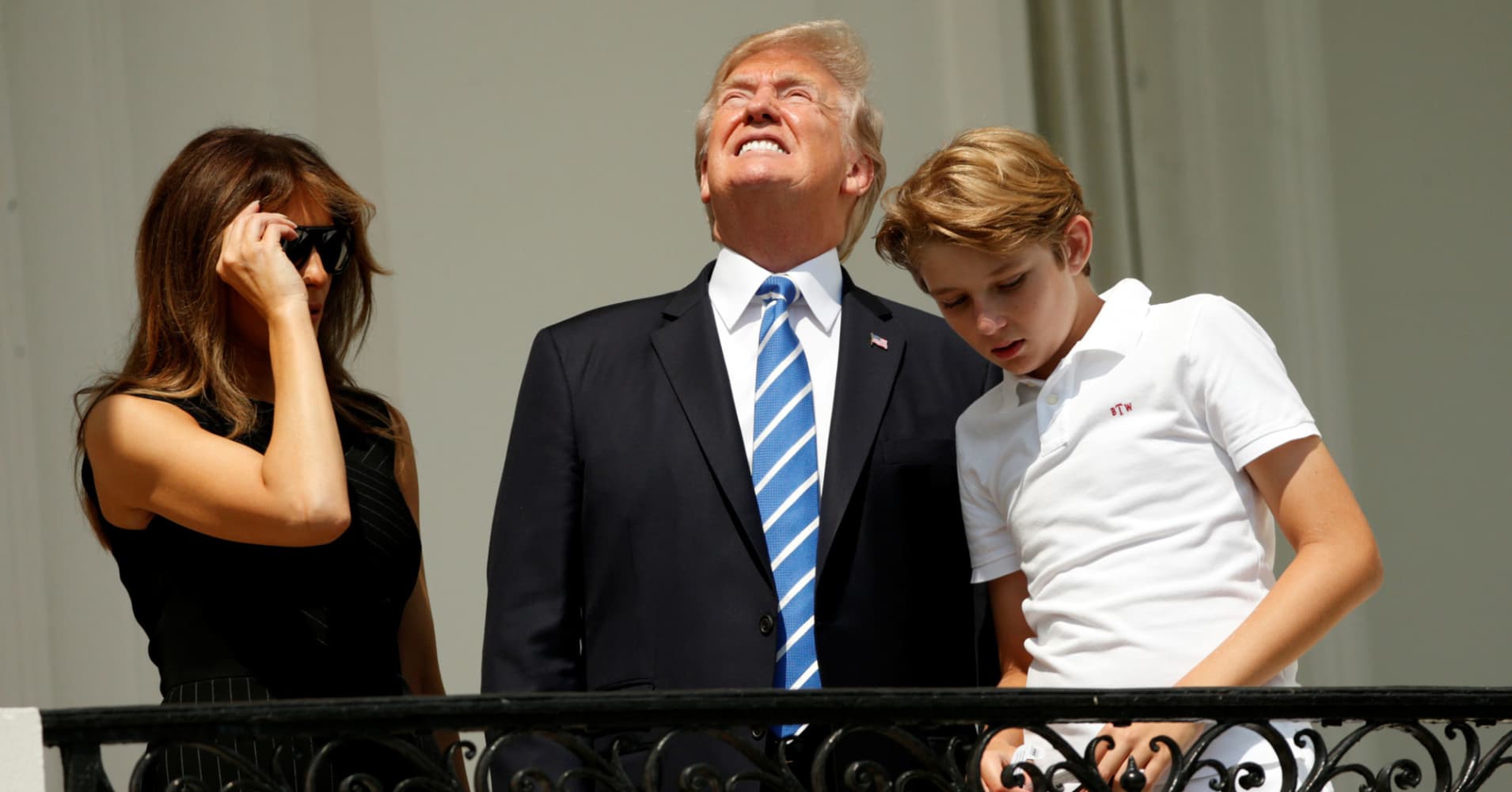 Trump watched the eclipse without viewing glasses