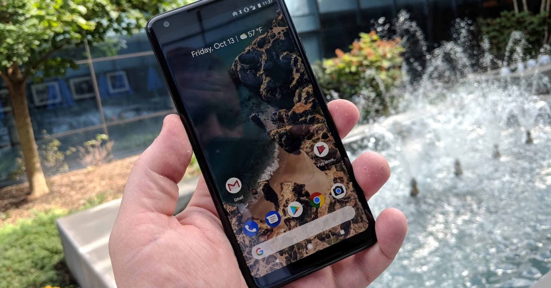 Some of Google's new Pixel 2 XL phones are being shipped without Android installed