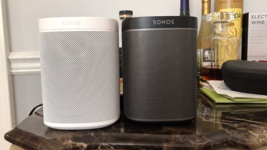 It looks really similar to the original Sonos Play:1 (on right)