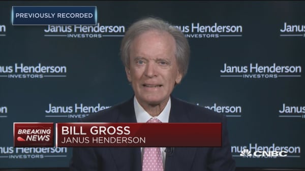 Janus' Bill Gross: Here's what the flattening yield curve means for the economy