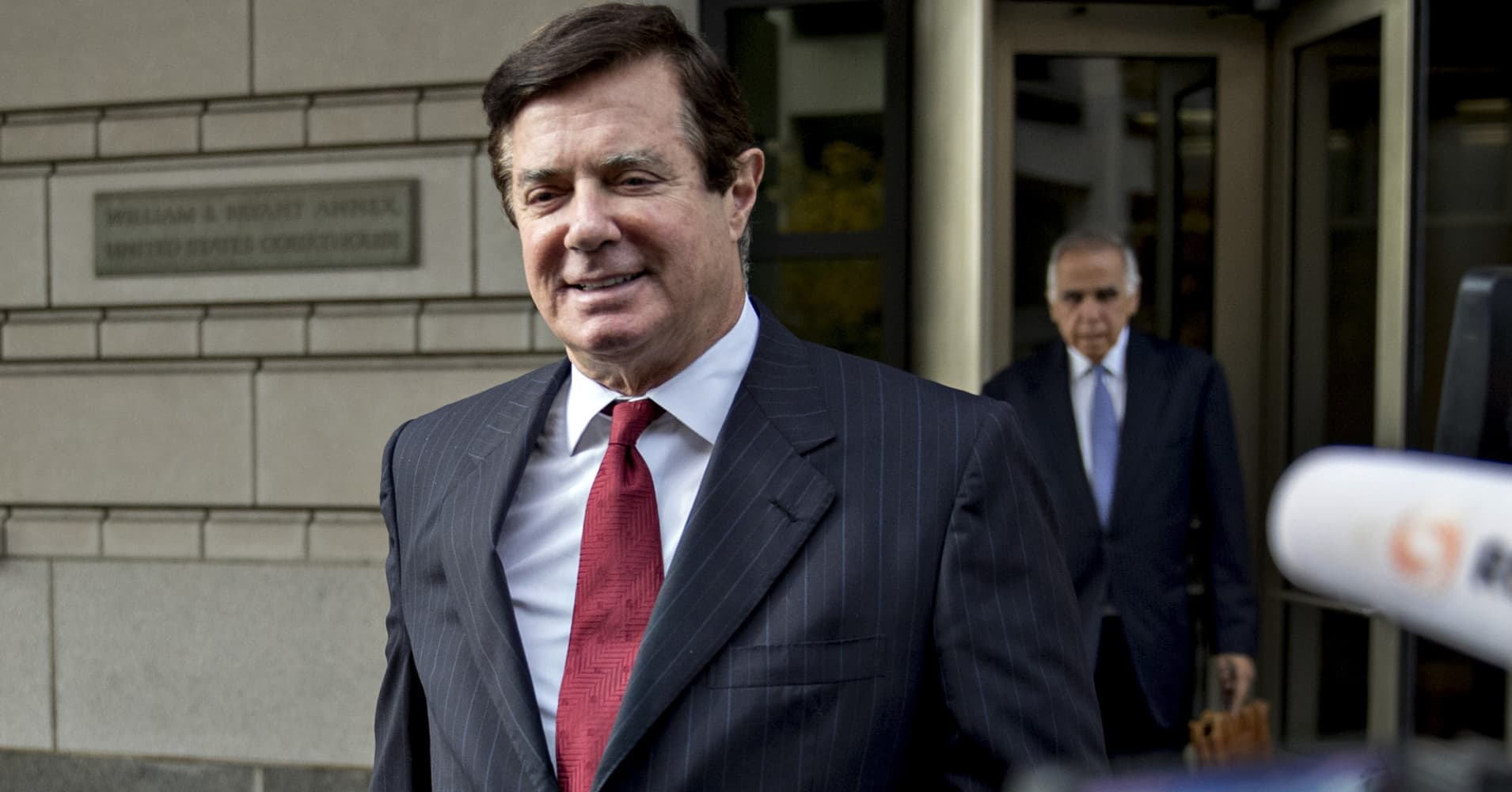 Mueller lays out 5 ways ex-Trump campaign chairman Paul Manafort allegedly lied