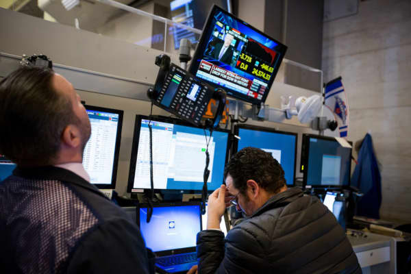 S&P 500 loses $1 trillion in market cap in February