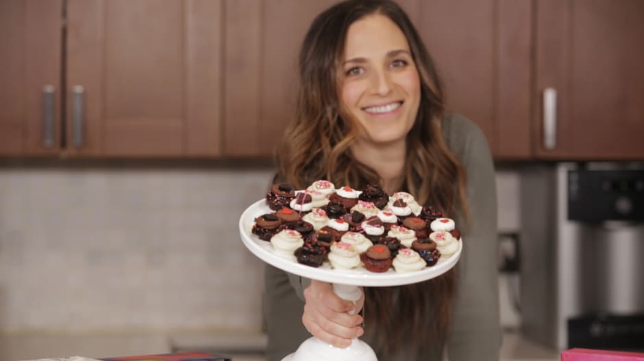 Baked by Melissa founder plans to sell 500,000 cupcakes ...