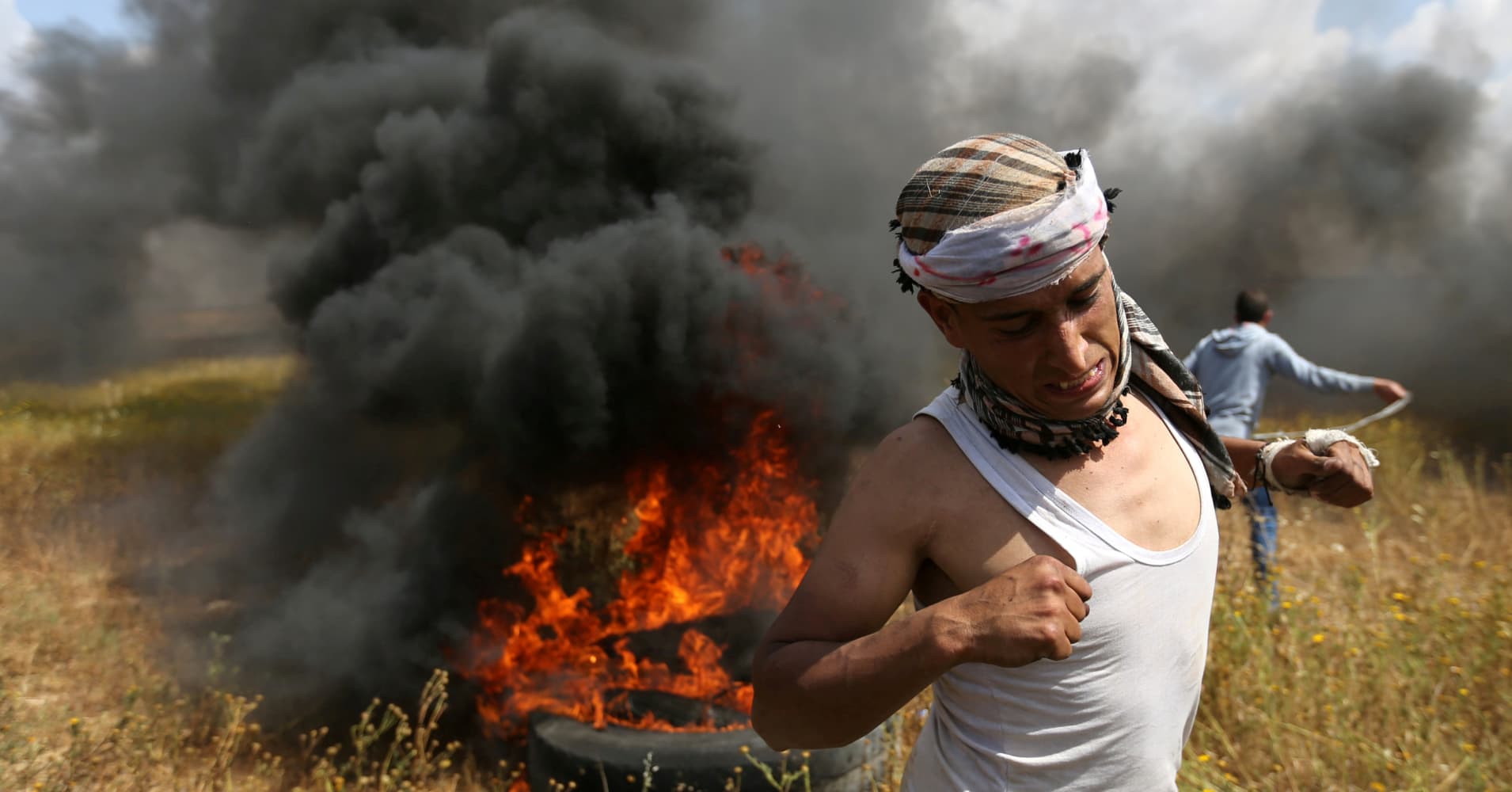 Israeli air strikes hammer northern Gaza as fears of a brand new regional battle escalate