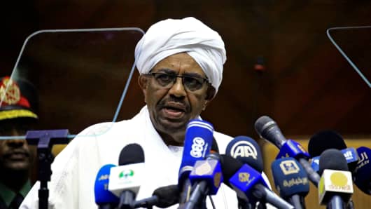 Sudanese President Omar al-Bashir delivers a speech to members of the ruling National Congress Party on April 2, 2018, in the capital Khartoum.