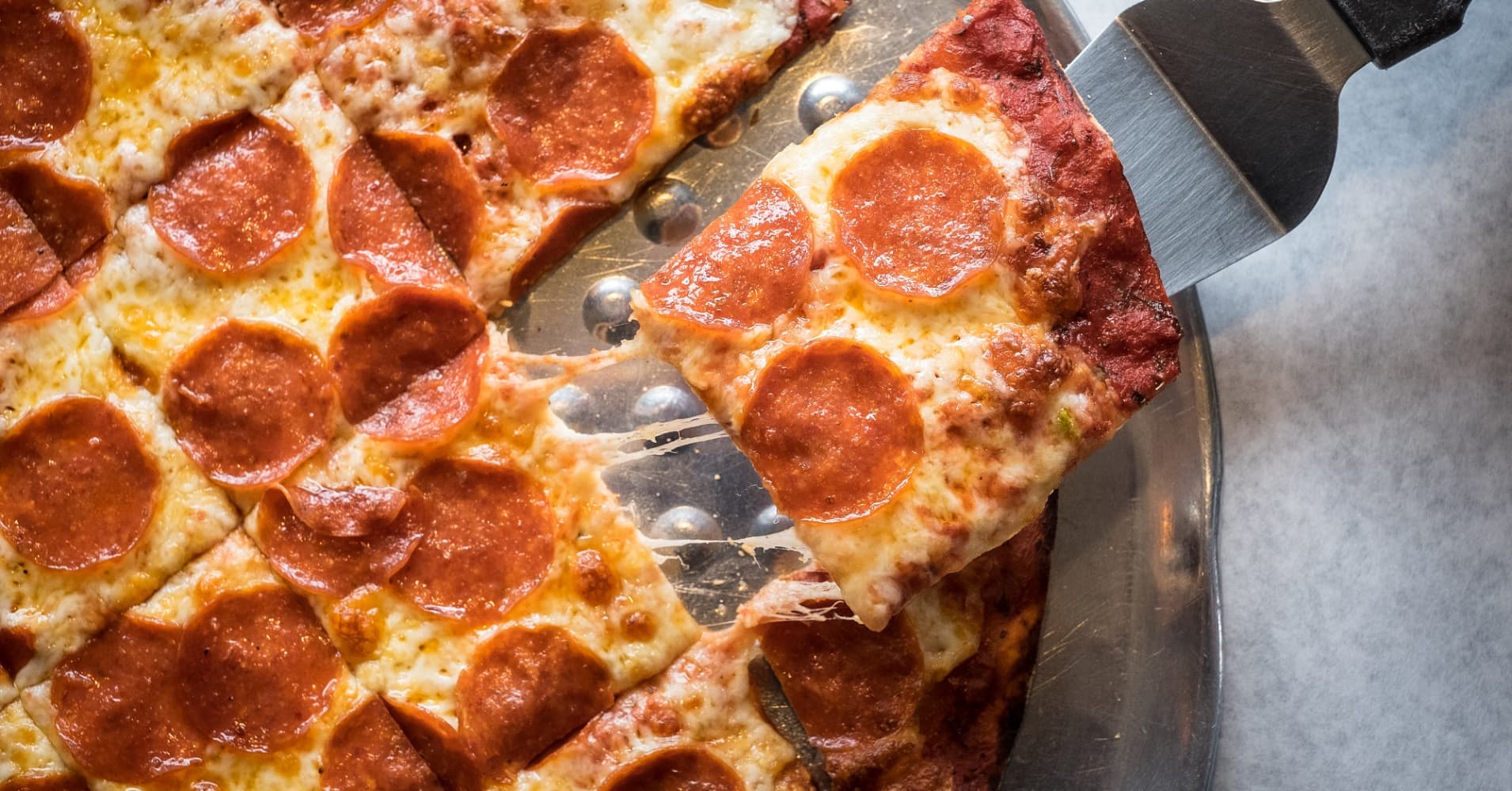 Experts: Best pizza places in New York, Chicago and Los Angeles