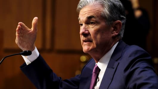 Federal Reserve Chairman Jerome Powell gives testimony on the economy and monetary policy before the Senate Banking Committee in Washington, July 17, 2018.