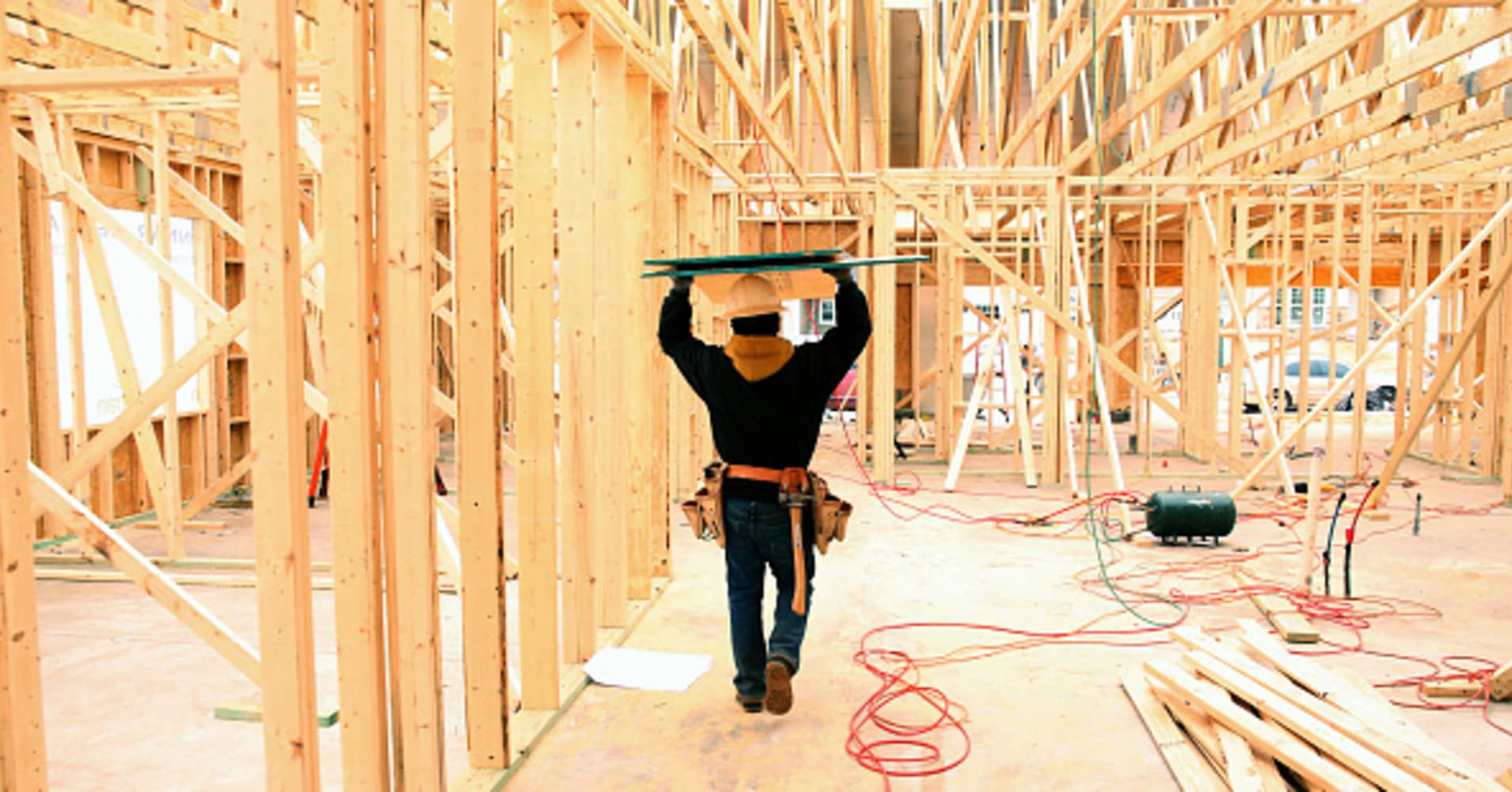 Homebuilder confidence plummets to the lowest level in more than two years as 'demand stalls'
