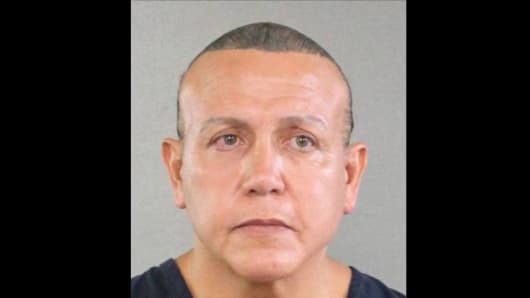A mugshot of suspected package bomber Cesar Sayoc Jr. 