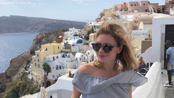 During a recent vacation in Greece, I found that I took fewer pictures because I wasn't trying to keep my feeds up to date. It helped me be more present.