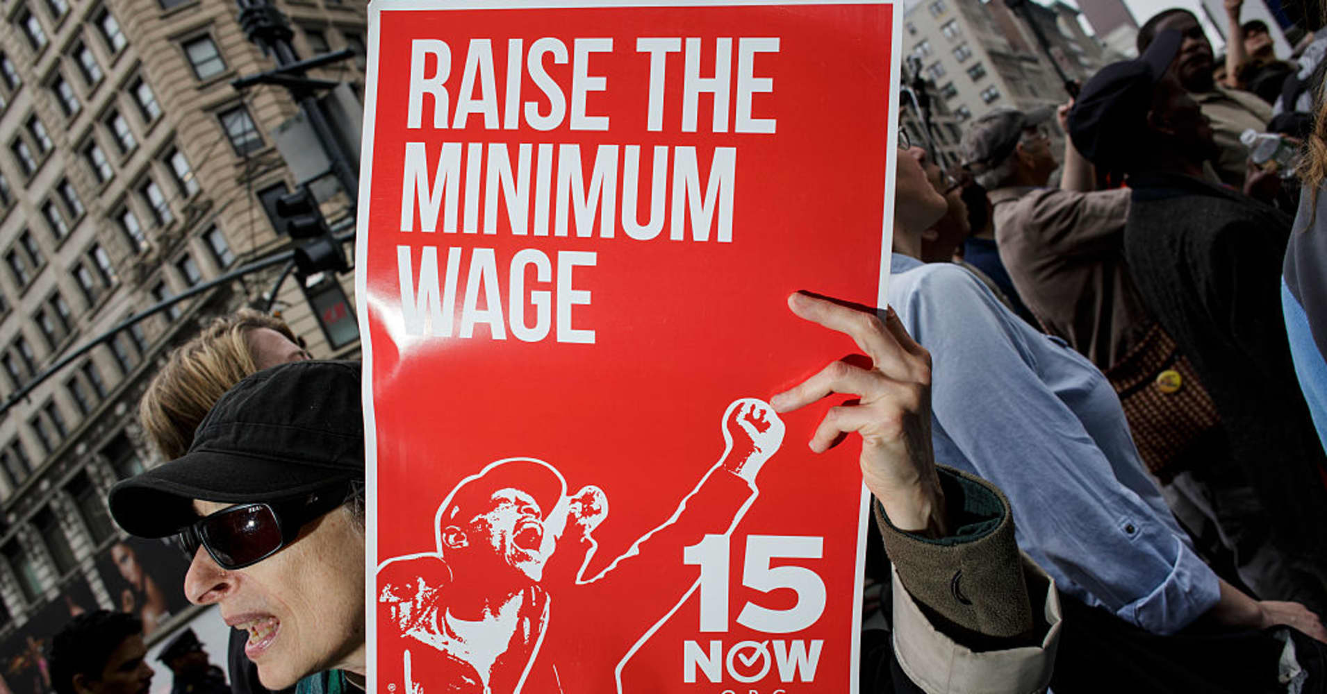 70% of workers quit at current $7.25 federal minimum wage in 'brutal' turnover cycle