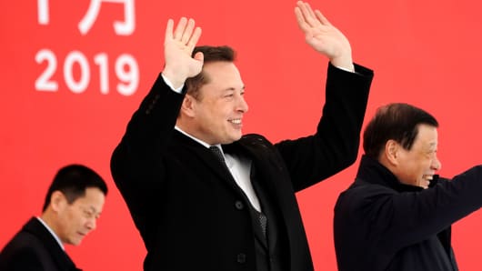 On January 7, 2019, Elon Musk, CEO of Tesla, and Shanghai Mayor Ying Yong, attend the opening ceremony of Tesla Shanghai Gigafactory's Shanghai, China works.