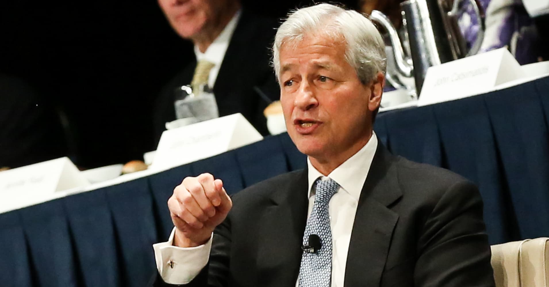 JP Morgan is rolling out the first US bank-backed ...