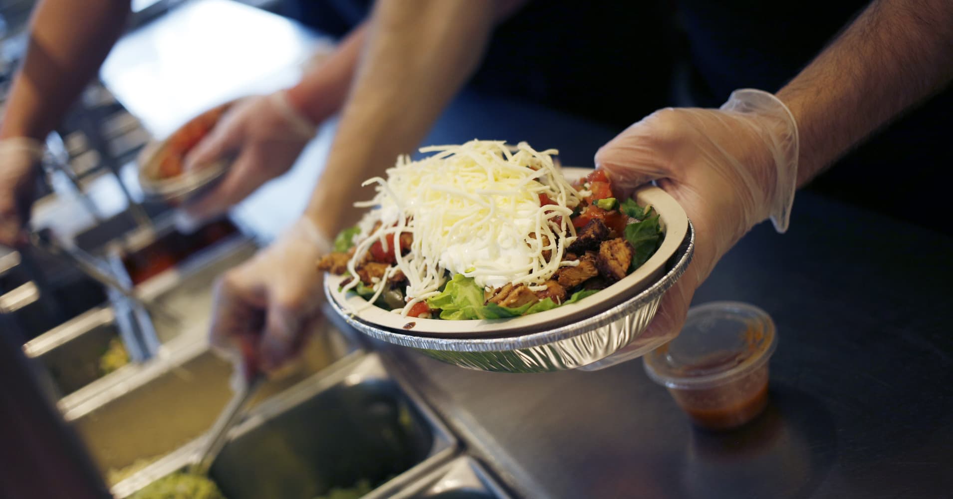 Chipotle's stock drops 6% after disclosing subpoena related to 2018 illness incident
