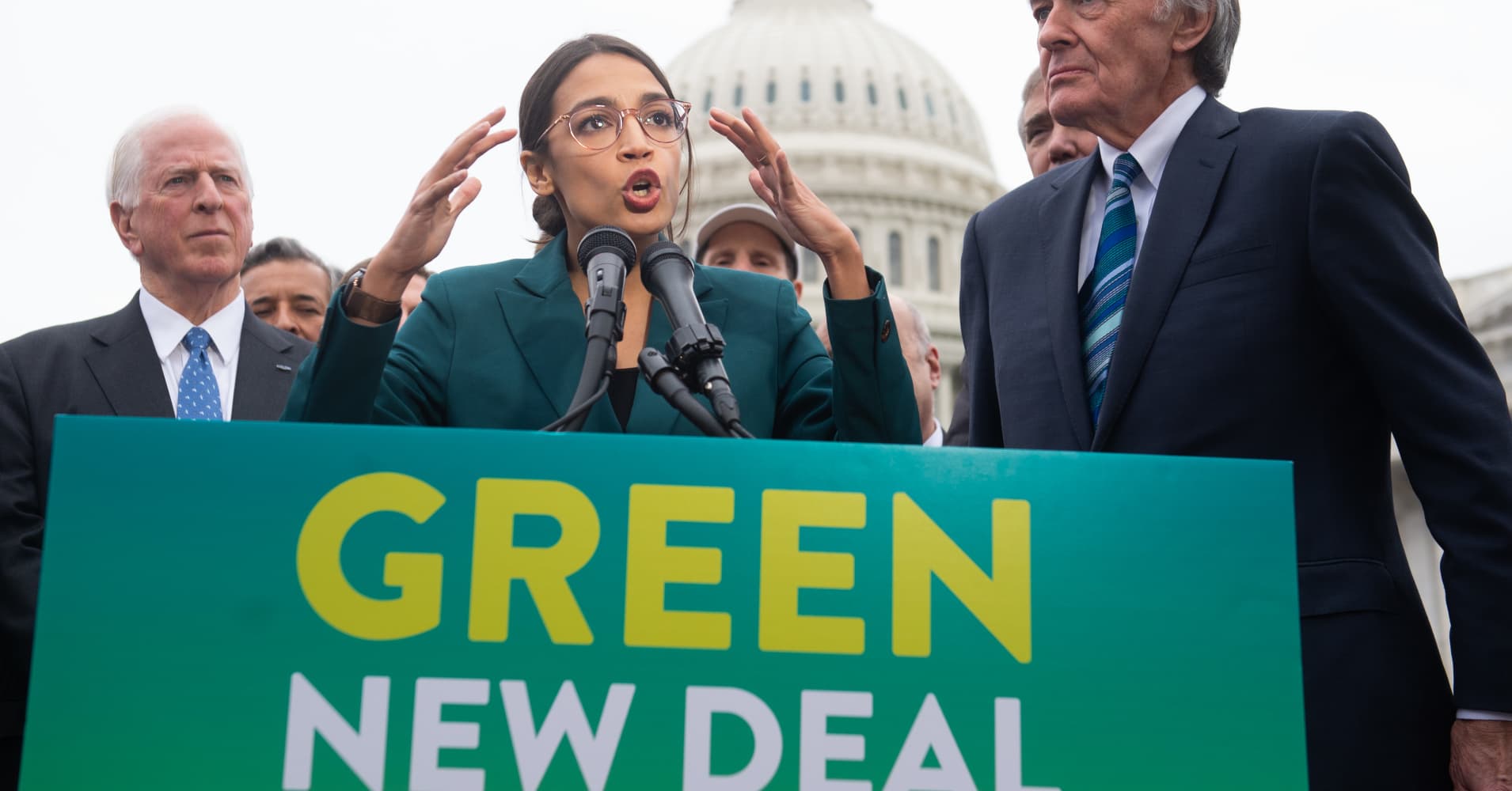 Democrats launch the Green New Deal resolution